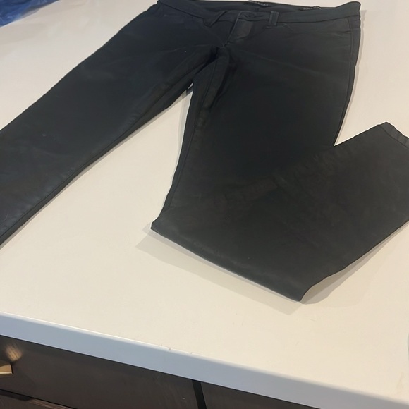 Guess black dress jean type pants - Picture 2 of 9